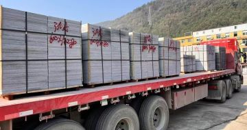 营口 芝麻灰地铺石出货日常