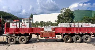 营口 芝麻灰花岗岩地铺石出货日常