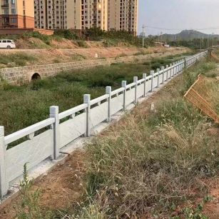 营口 白麻河道栏杆效果展示图