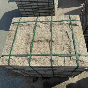 营口 黄金麻花岗岩石材自然面蘑菇石成品