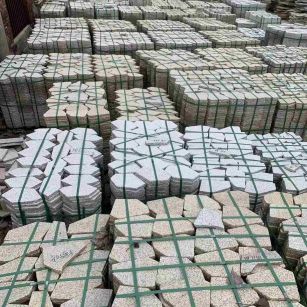 营口 黄金麻白麻花岗岩荔枝面地铺石(冰裂纹)