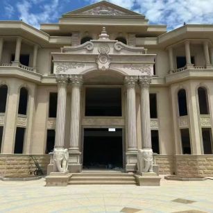 营口 黄金麻别墅外墙干挂，大柱，大象，蘑菇石，雕花板