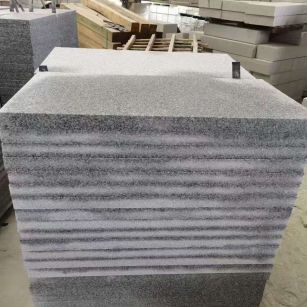 营口 芝麻白5公分火烧地铺成品，900*400，规格可定制