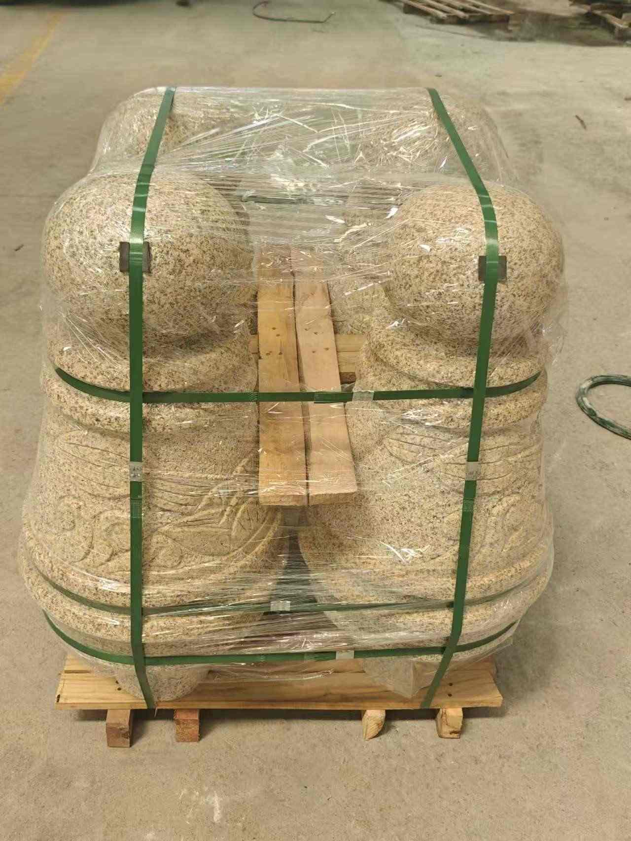 营口 黄金麻异形定制雕花——棒棒糖挡车柱