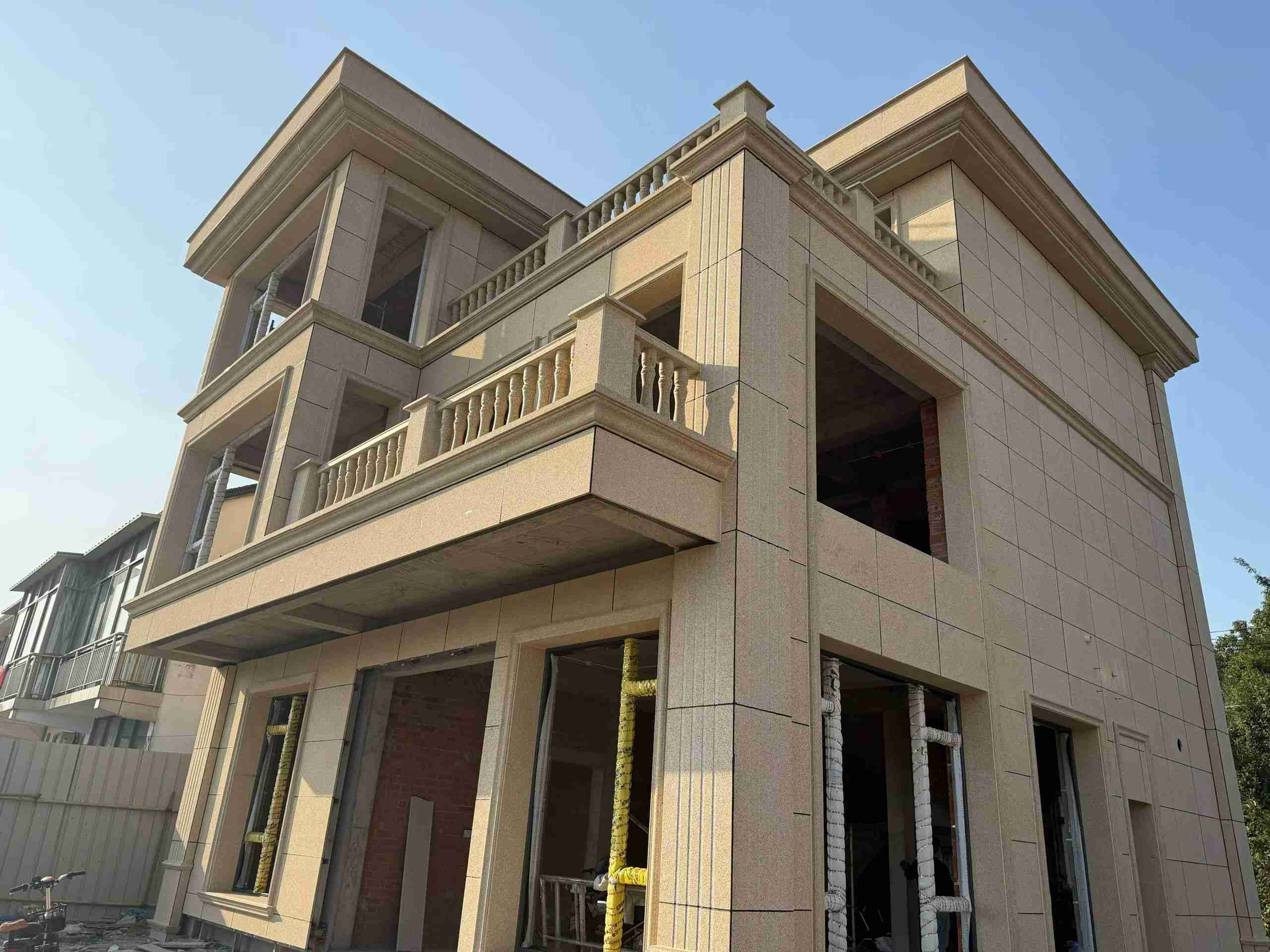 营口 黄金麻花岗岩石材荔枝面外墙干挂效果展示