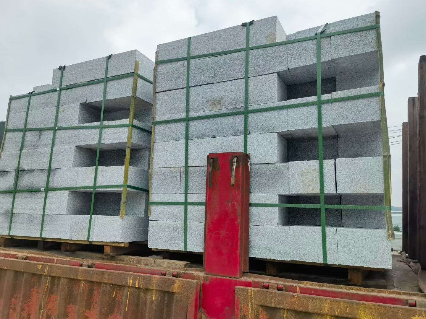 营口 芝麻白花岗岩路沿石，平石，路侧石，马路牙子，路缘石，立缘石，平缘石等