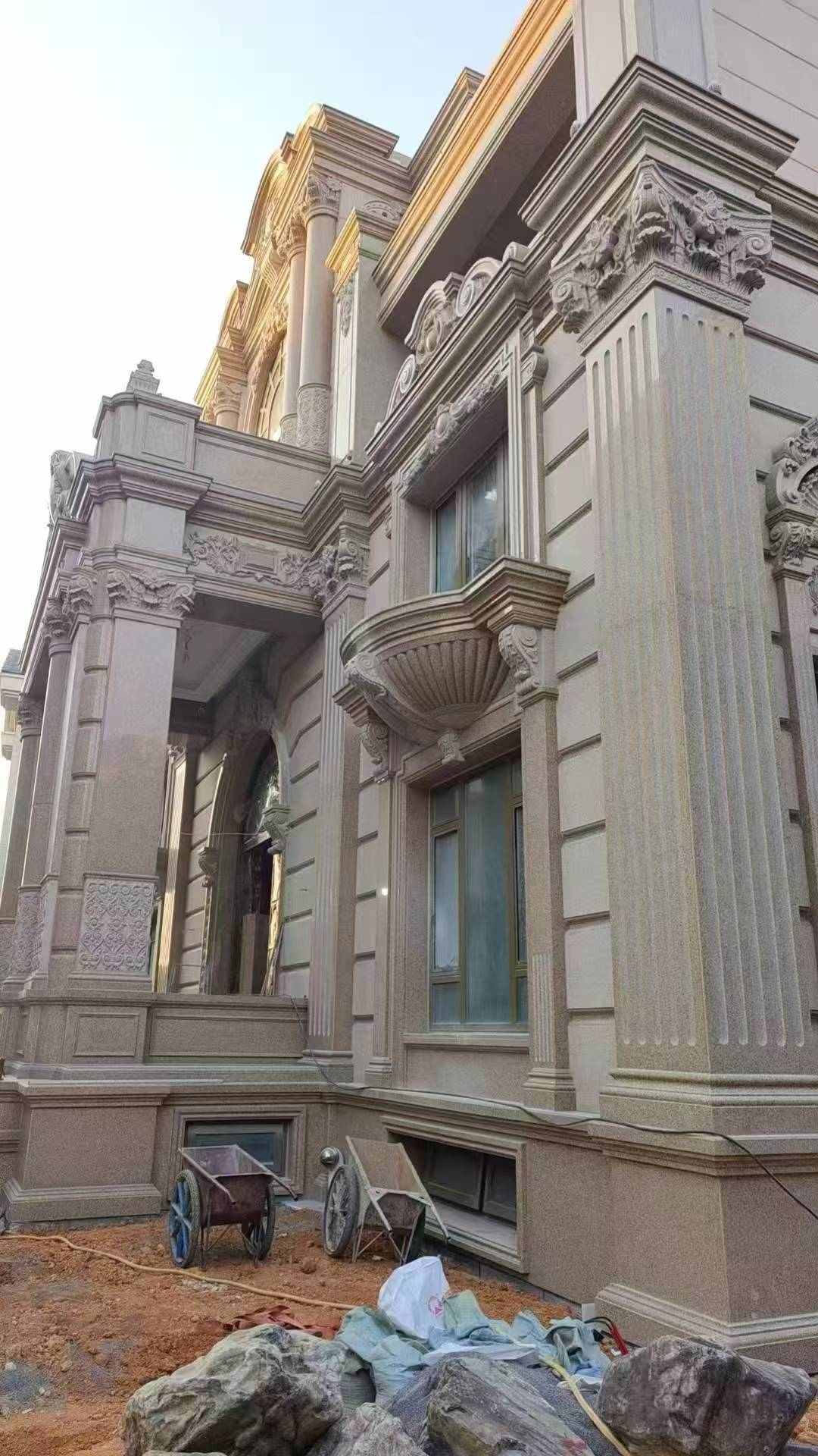 营口 黄金麻花岗岩光面别墅外墙干挂施工完成