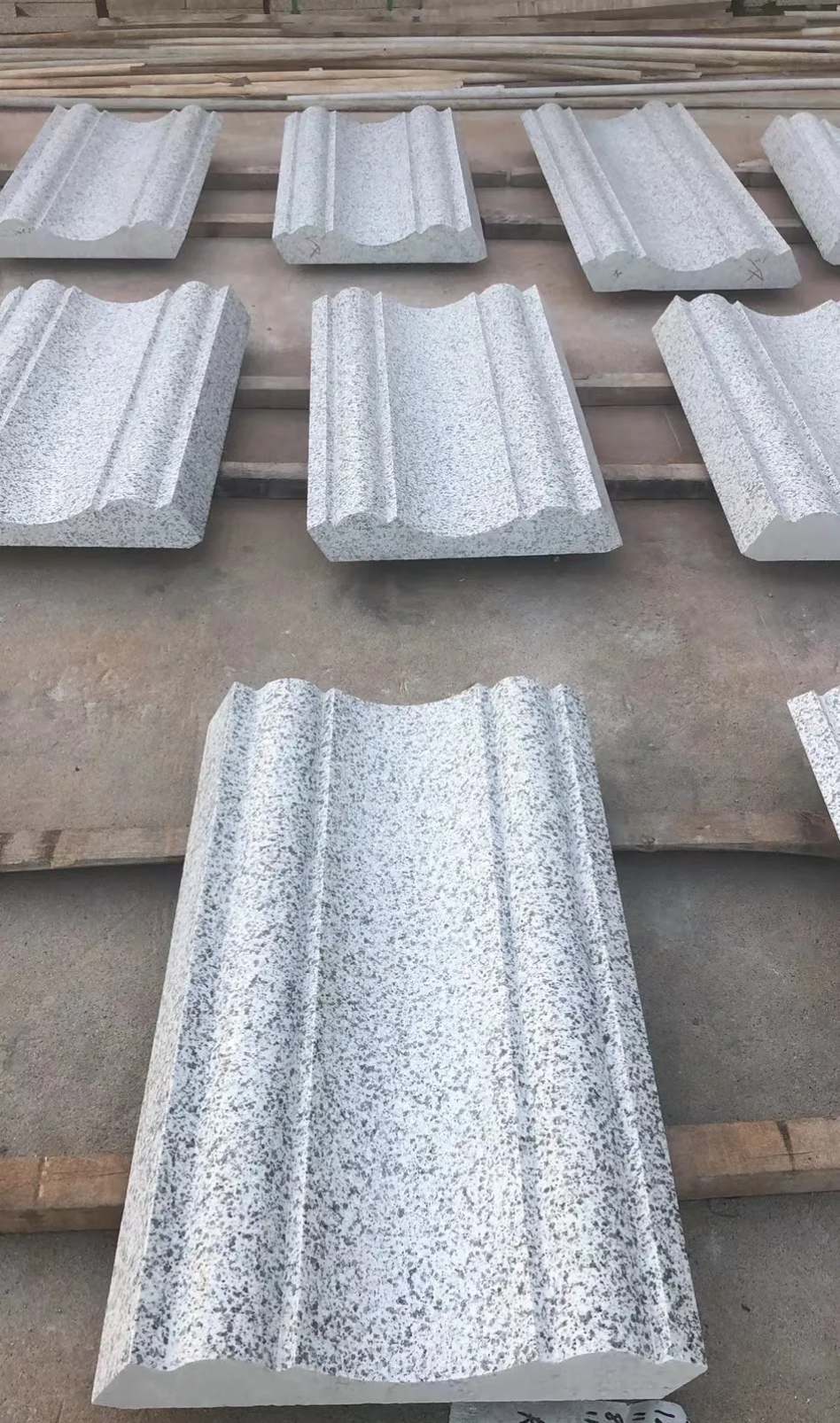 营口 白麻花岗岩光面别墅线条