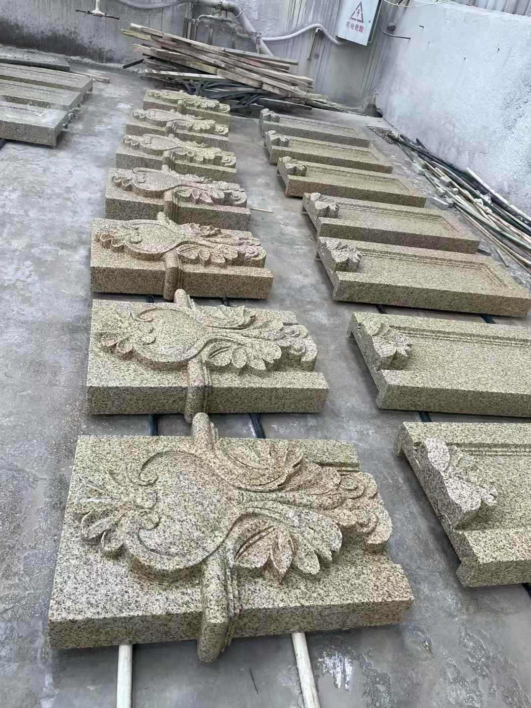 营口 黄金麻花岗岩别墅外墙雕刻板