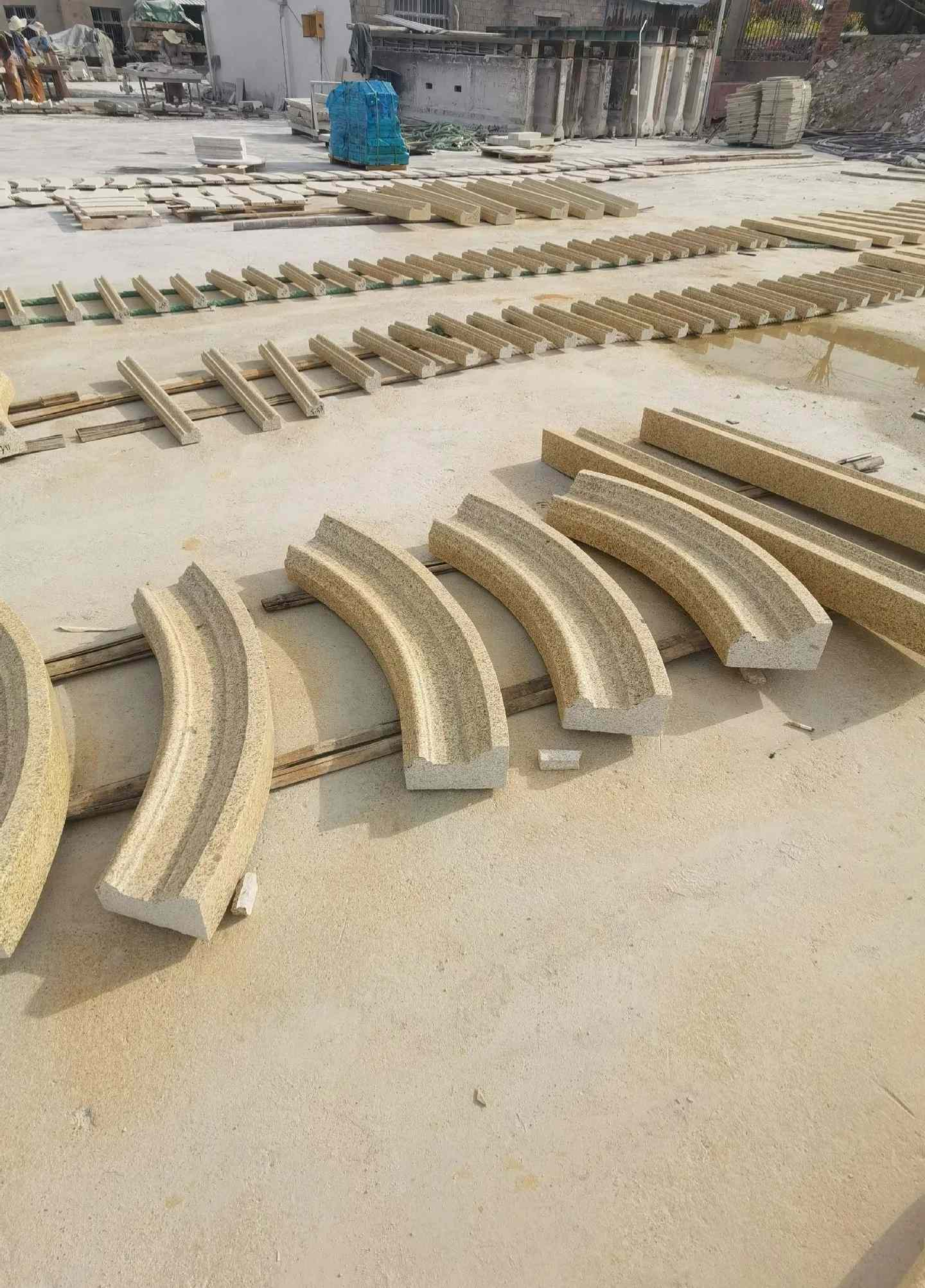 营口 黄金麻花岗岩别墅线条