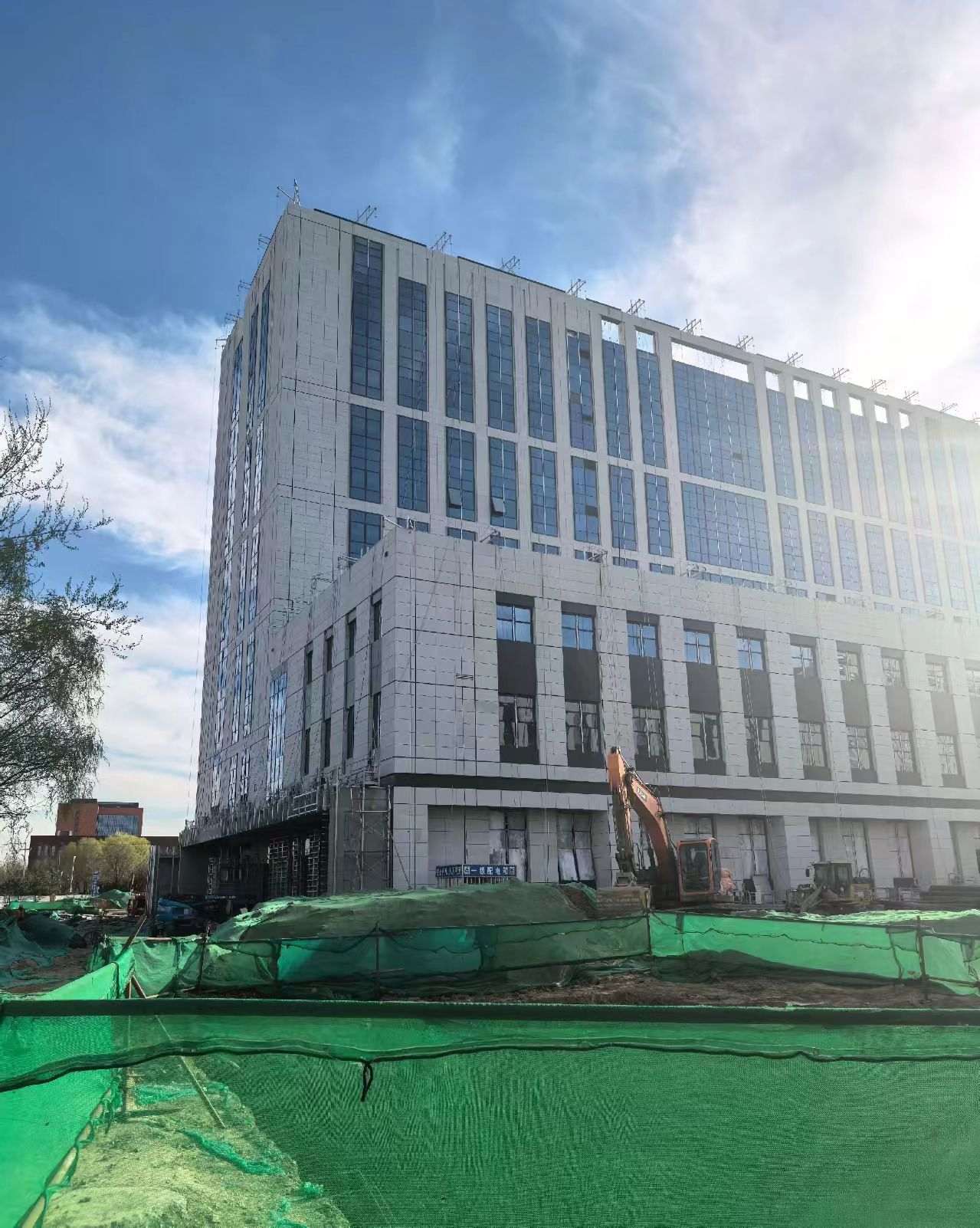 营口 白麻花岗岩石材外墙干挂