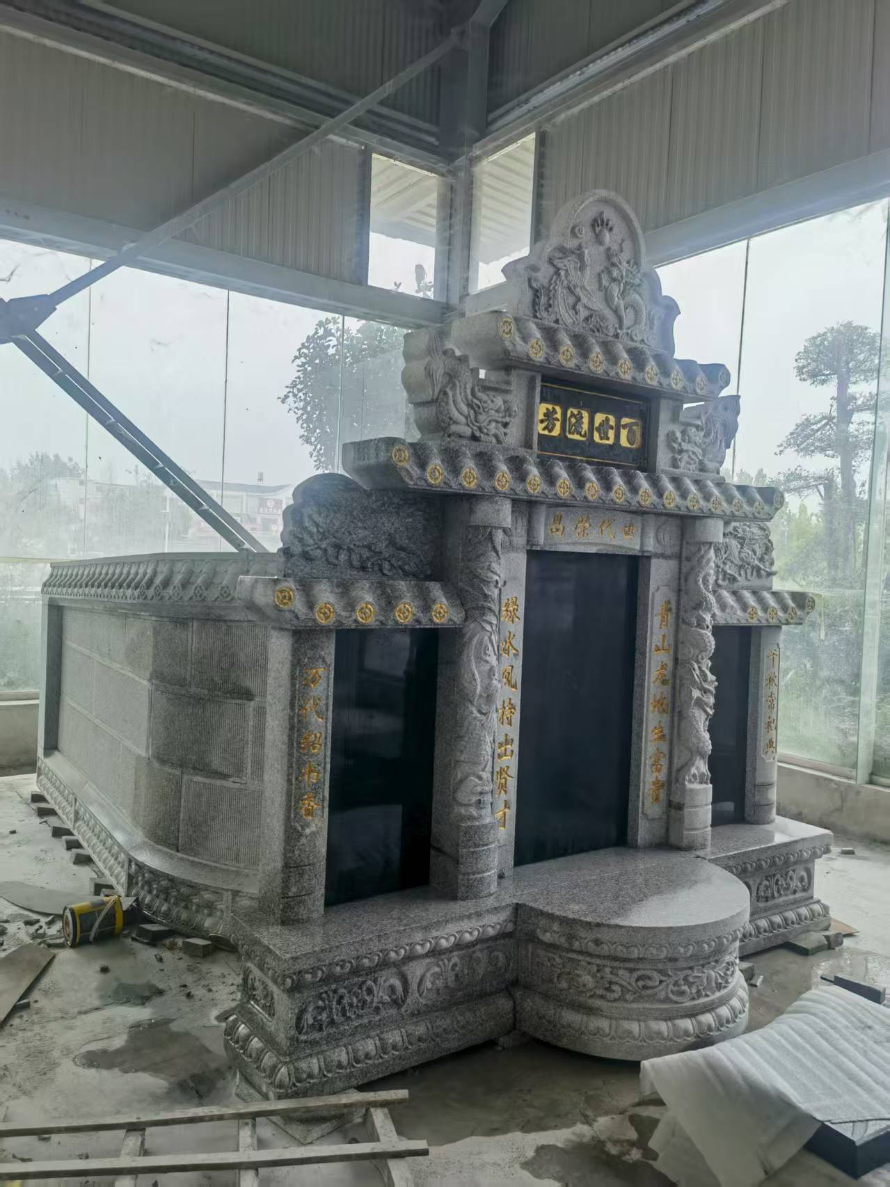 营口 芝麻白墓碑效果展示图